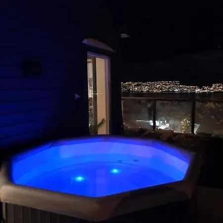 Villa Tromsoview *